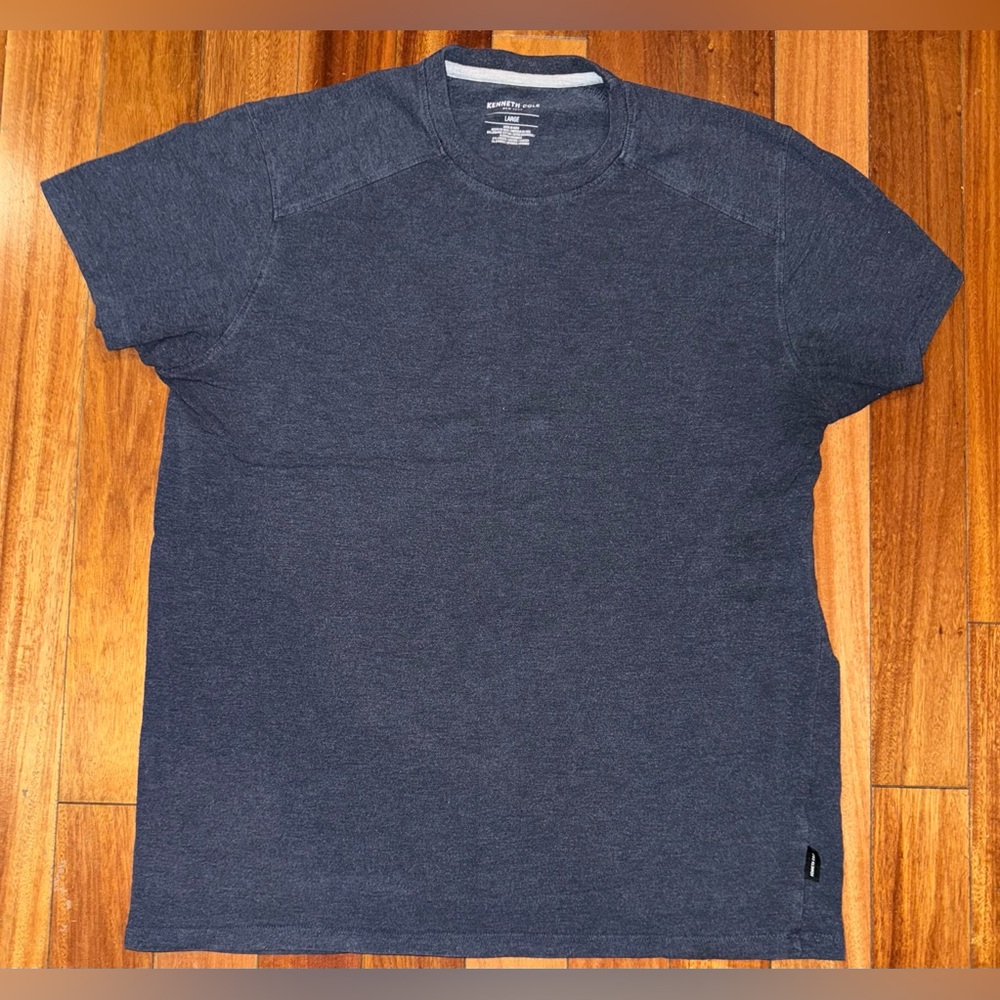 Kenneth Cole Men's Large Navy Blue T-Shirt
